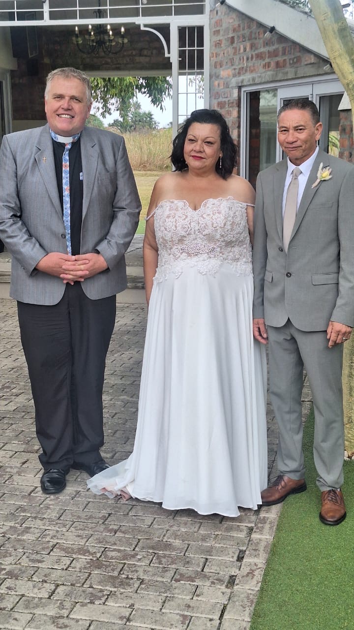 Wedding ceremony by Dr. Gerrit Rademeyer in Ohrigstad