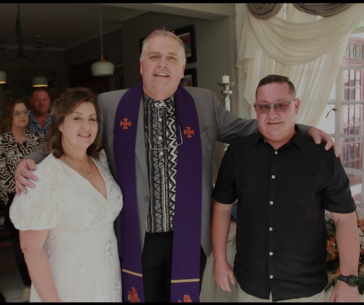 Wedding ceremony by Dr. Gerrit Rademeyer in Ohrigstad