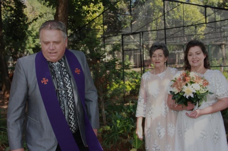 Wedding ceremony by Dr. Gerrit Rademeyer in Ohrigstad