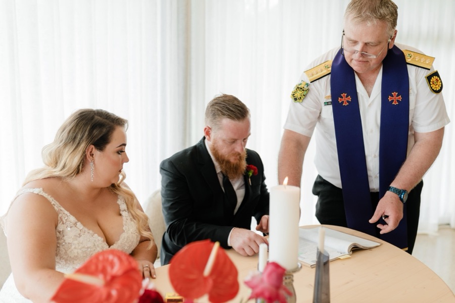 Wedding ceremony by Dr. Gerrit Rademeyer in Ohrigstad